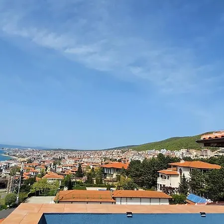 с потрясающим видом Appartamento *